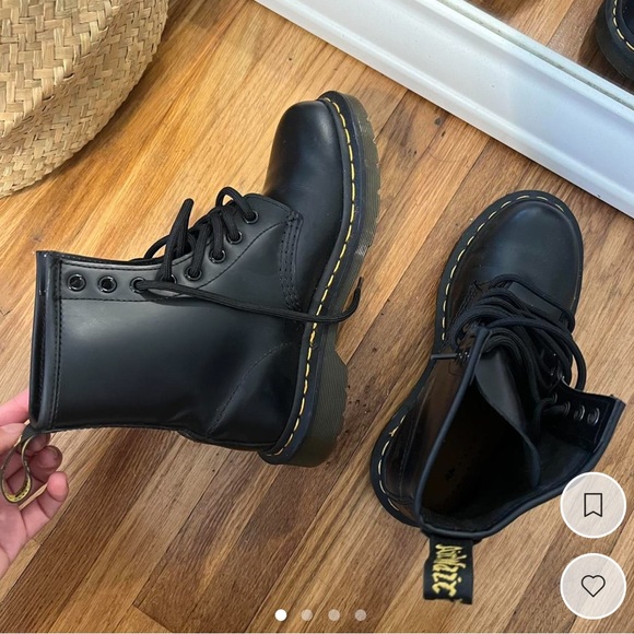 Dr. Martens Shoes - Dr. Martens 1460 Women’s Boots